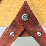 Worker feet compass 50s