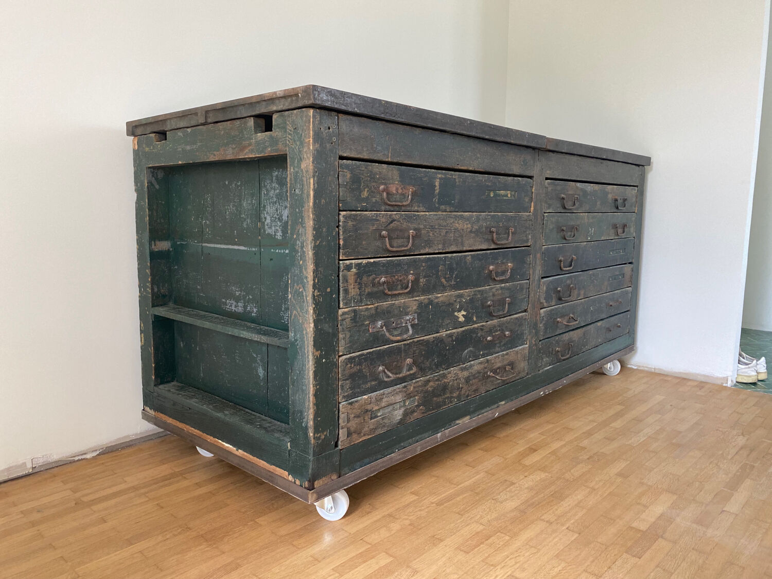 Wooden printing marble and cast iron top