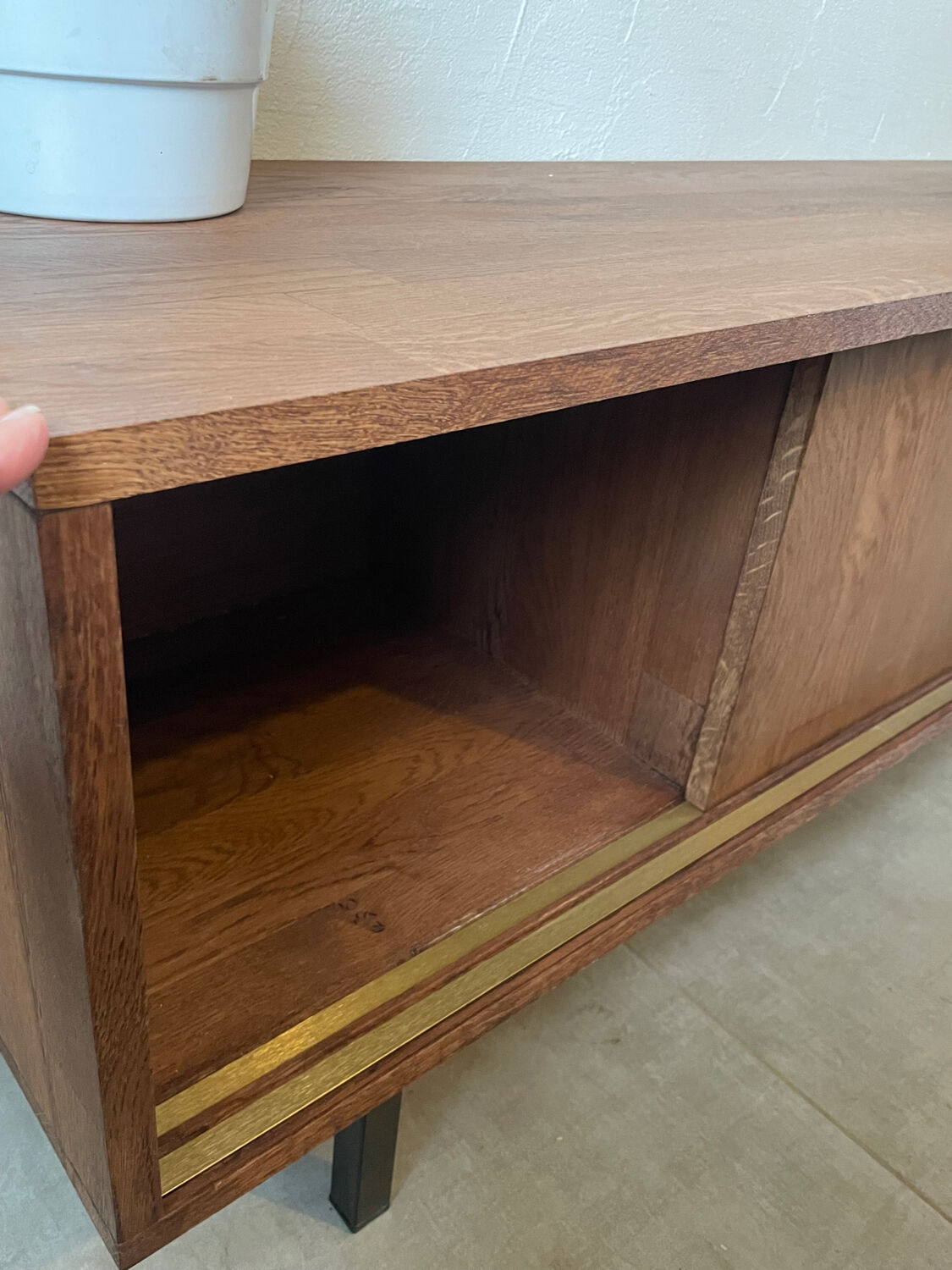 Solid oak sideboard/TV unit