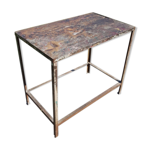 Ancien établi de carrossier
