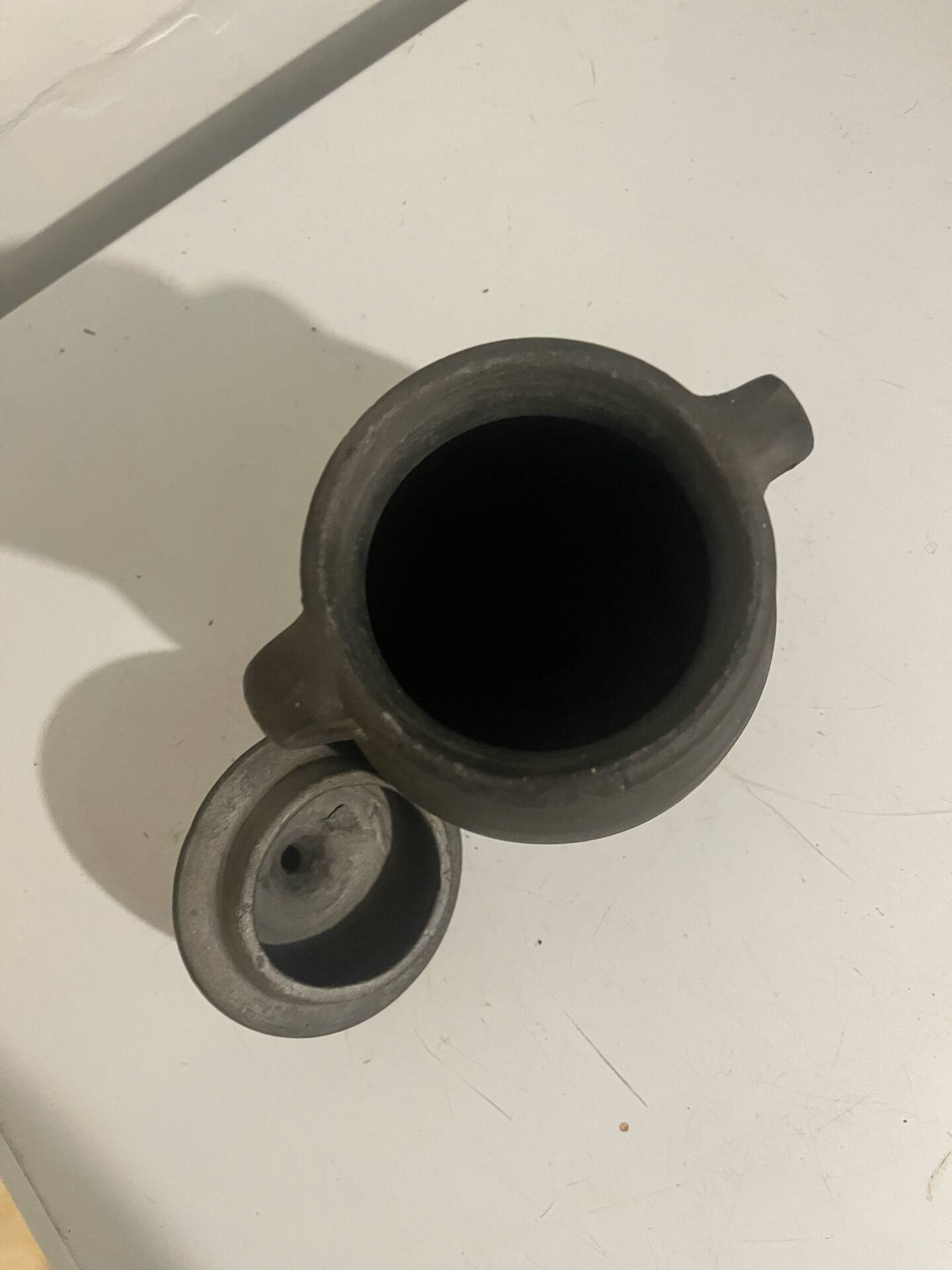 Vintage black ceramic covered pot signed Gómez Miranda — Pottery a