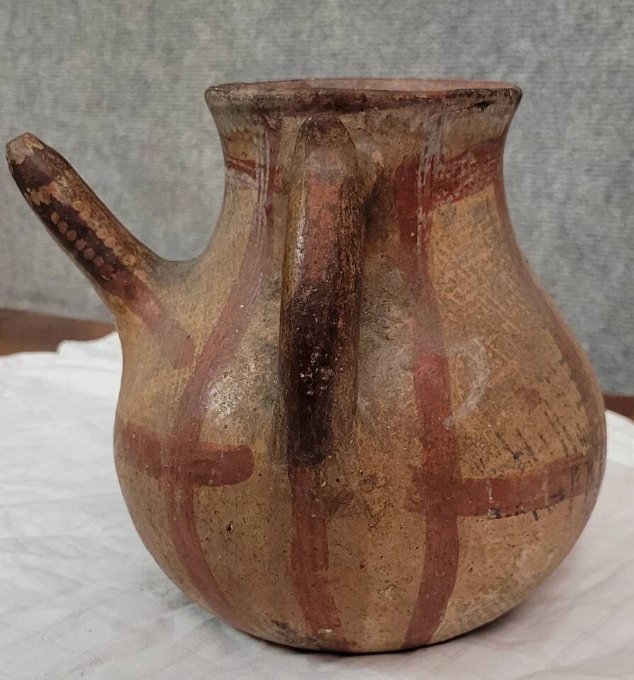 Traditional Kabyle/Berber terracotta pottery decorated with patterns (2)