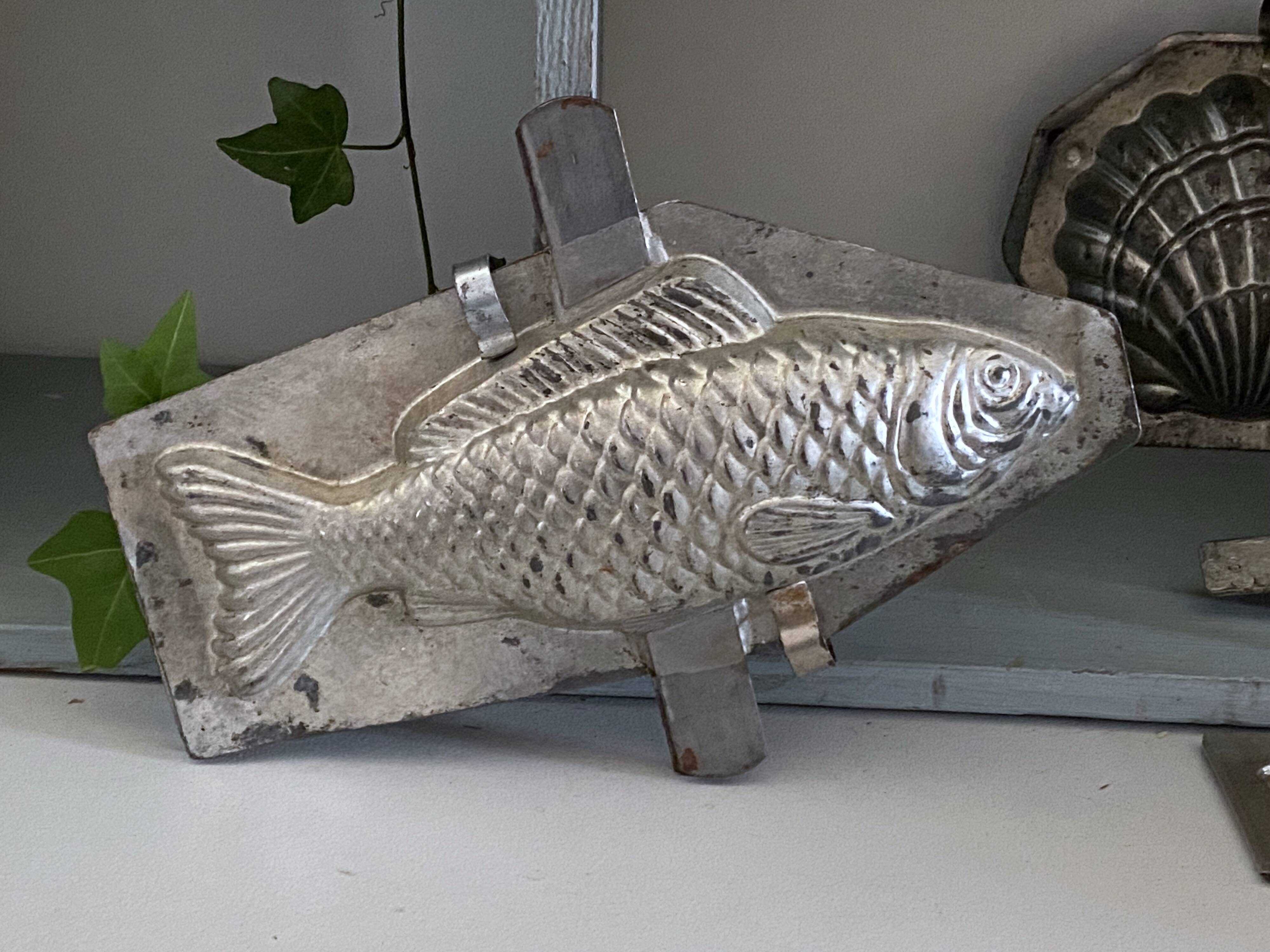 Large “fish” chocolate mold