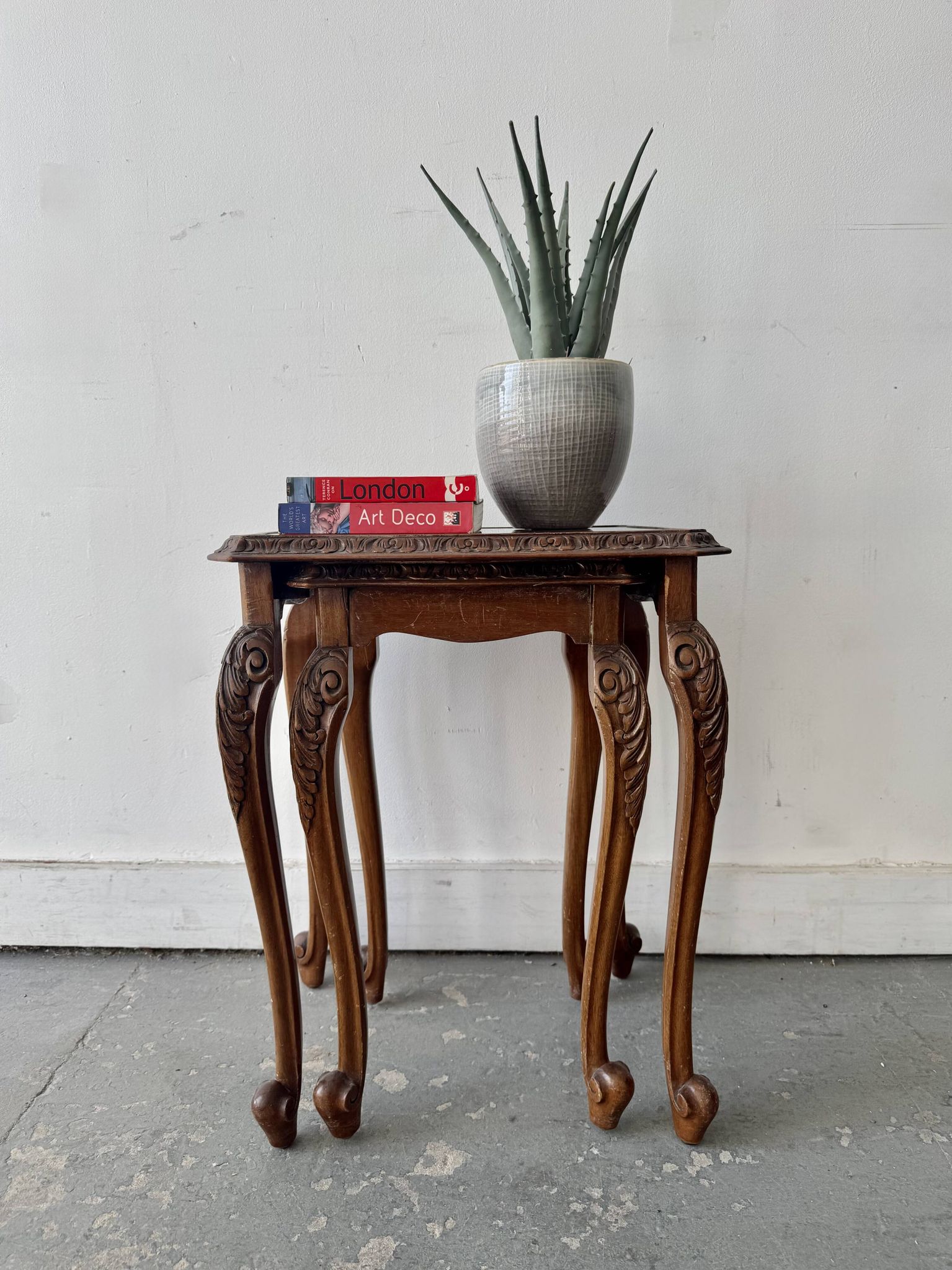 Pair of Vintage Wooden Nesting Tables with Glass Tops & Cabriole Legs