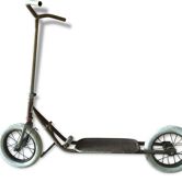 Trottinette ancienne en métal