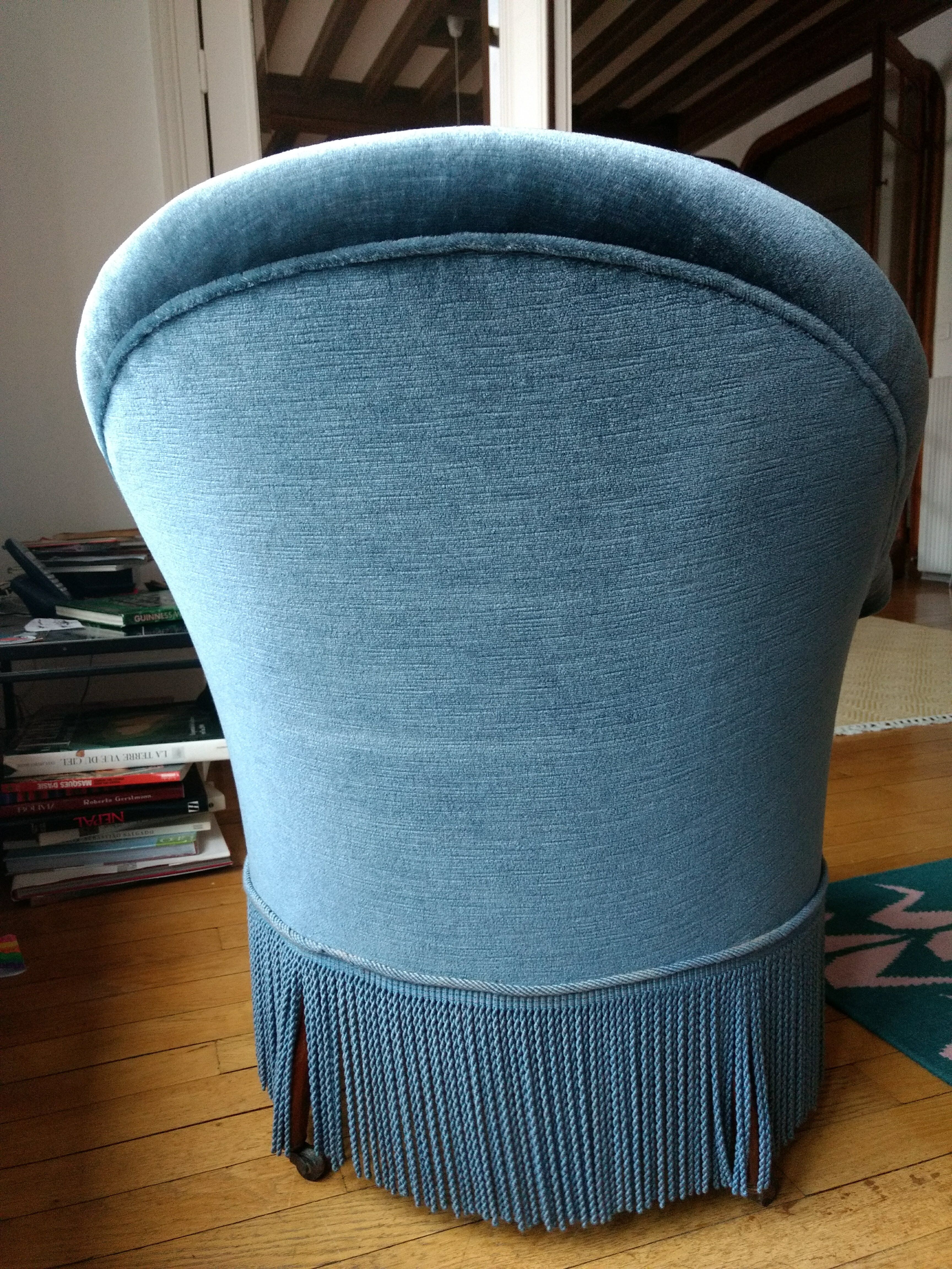 Toad armchair
