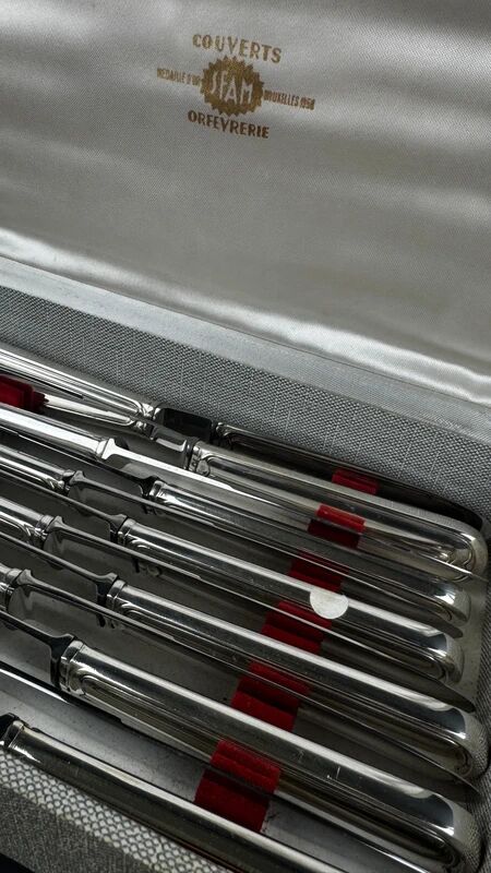 Set of 24 silver-plated knives SFAM, filet model.