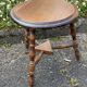 Petit tabouret bas porte plante