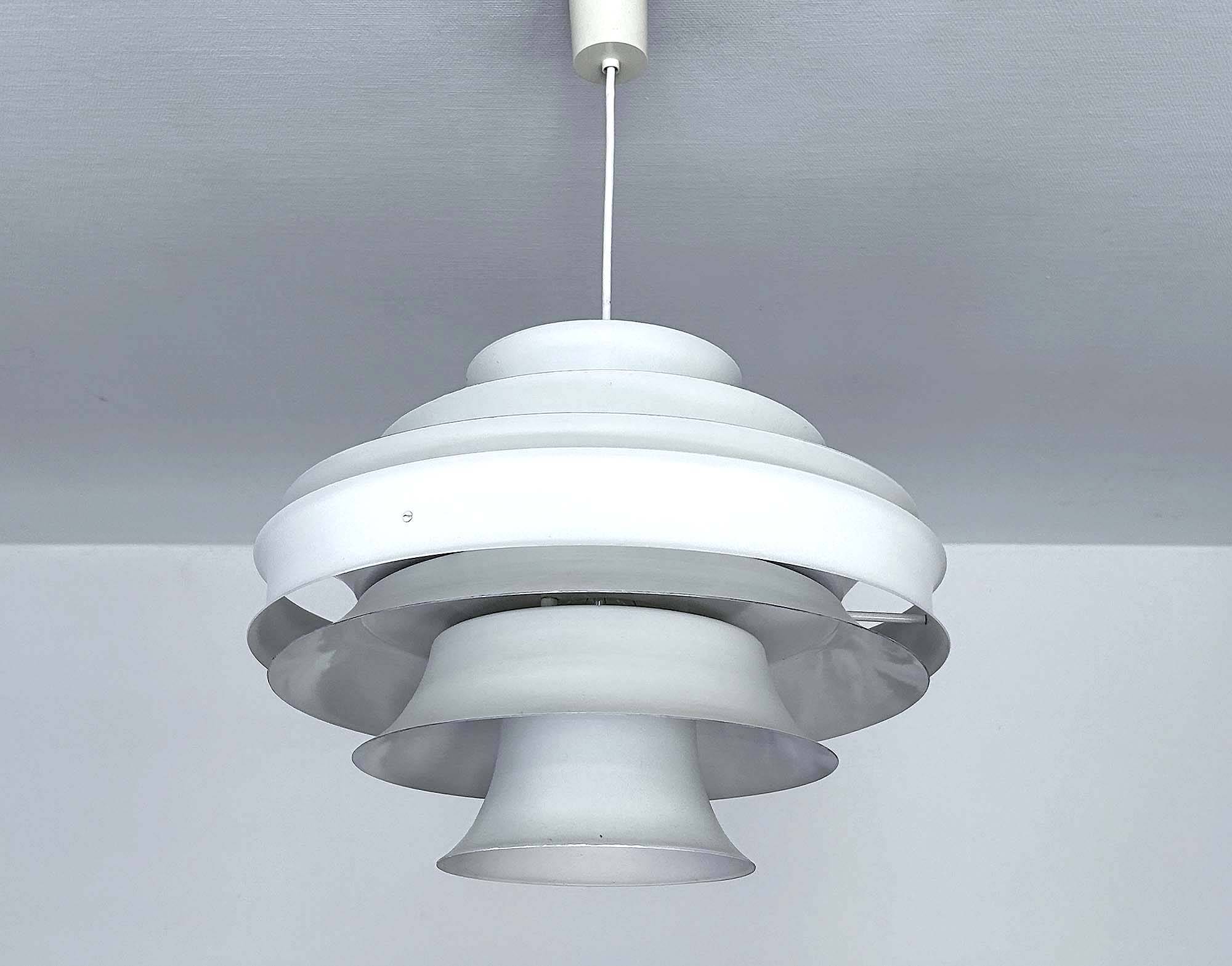 Large Scandinavian pendant light, 70s