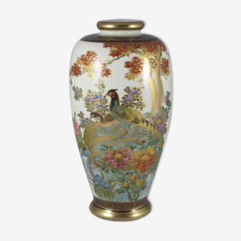 Japanese vase in Satsuma porcelain