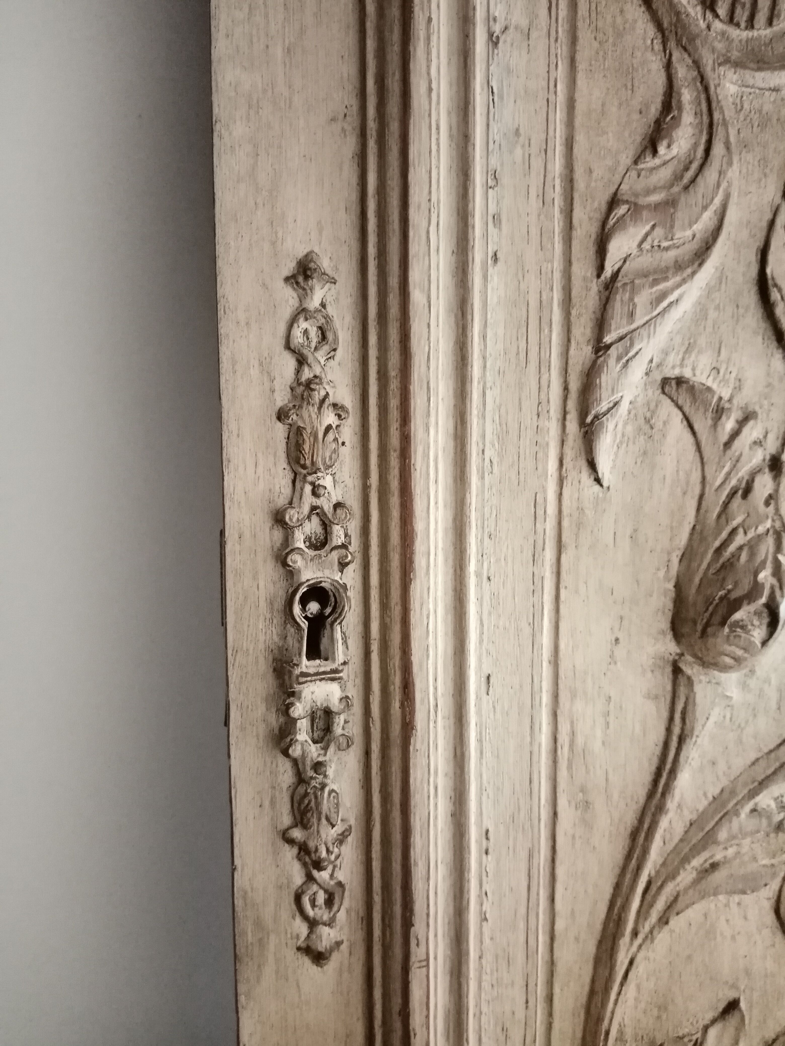 Old door patinated shabby chic