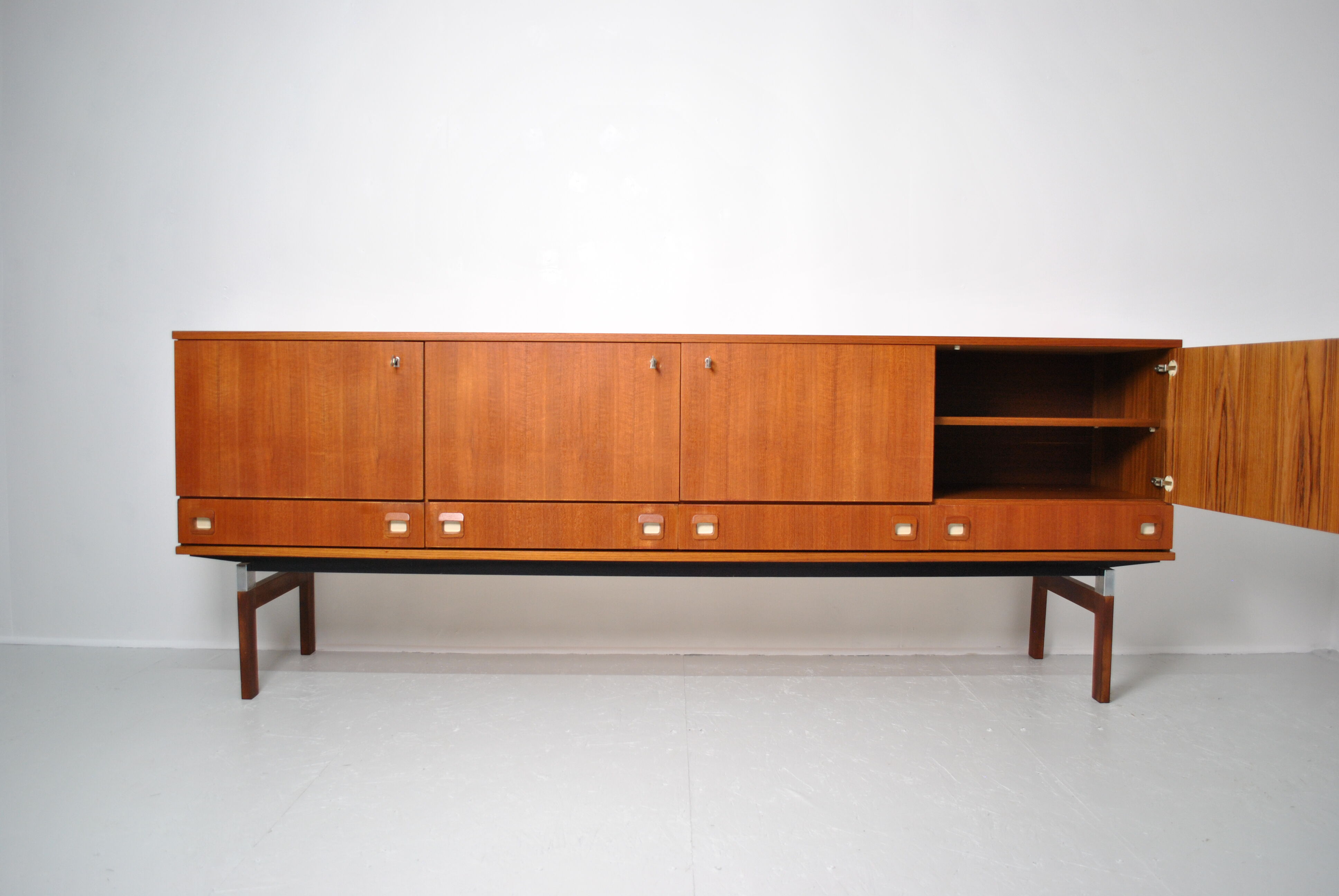 Enfilade en teck 1970