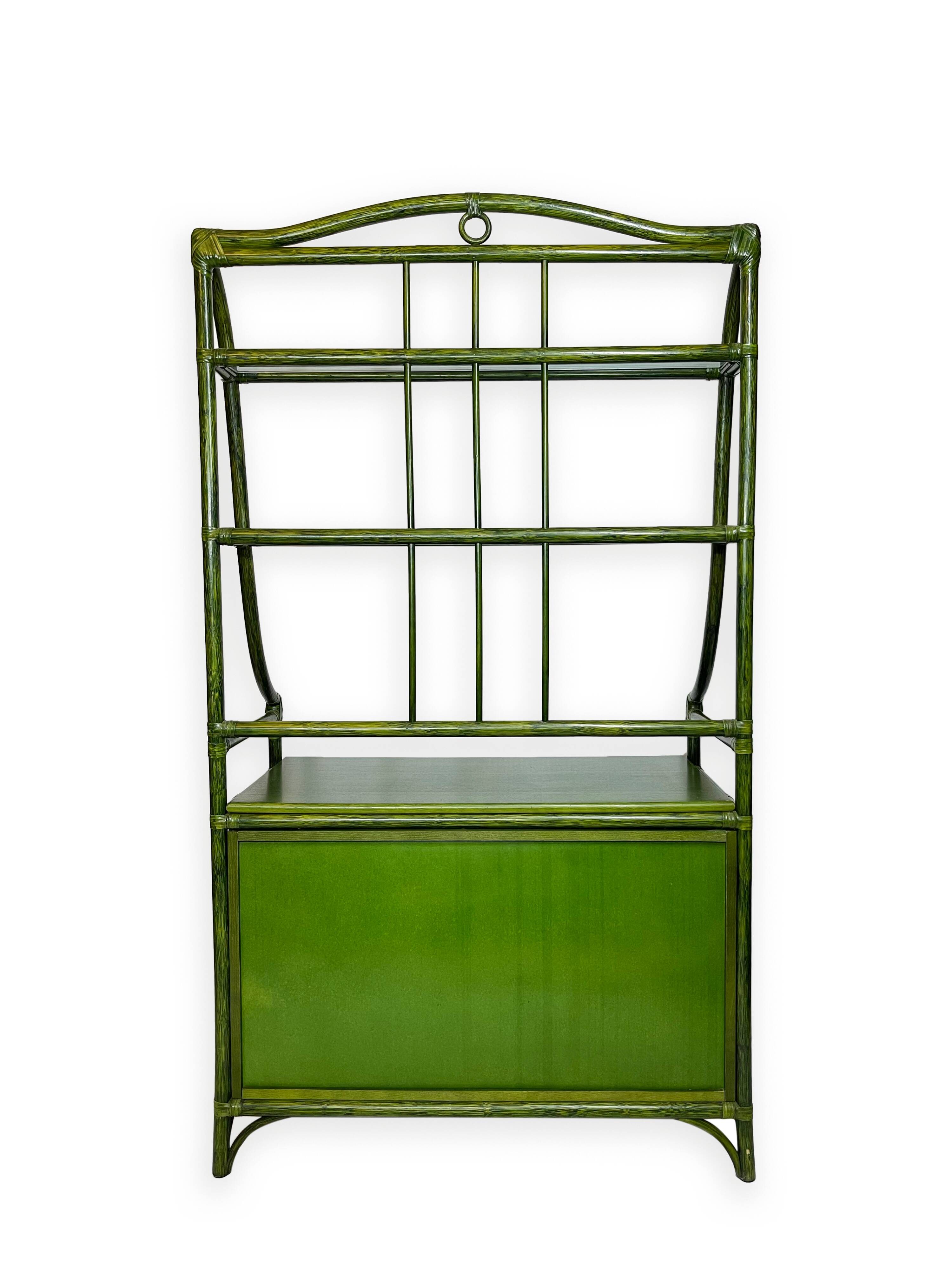 Buffet en rotin vert et hêtre, années 1970