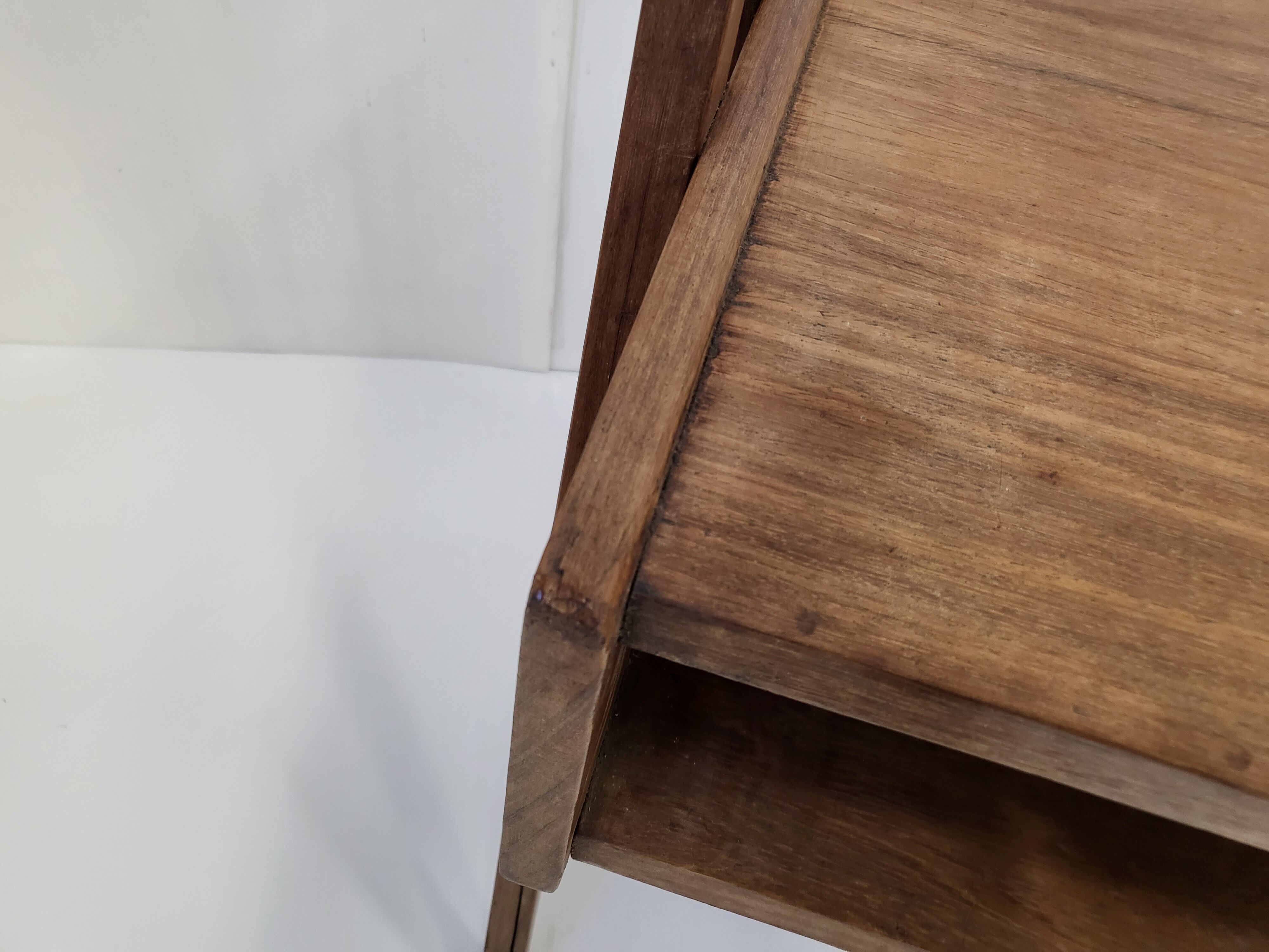 Vintage table 1950 compass feet