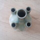 Flower-shaped stoneware vase