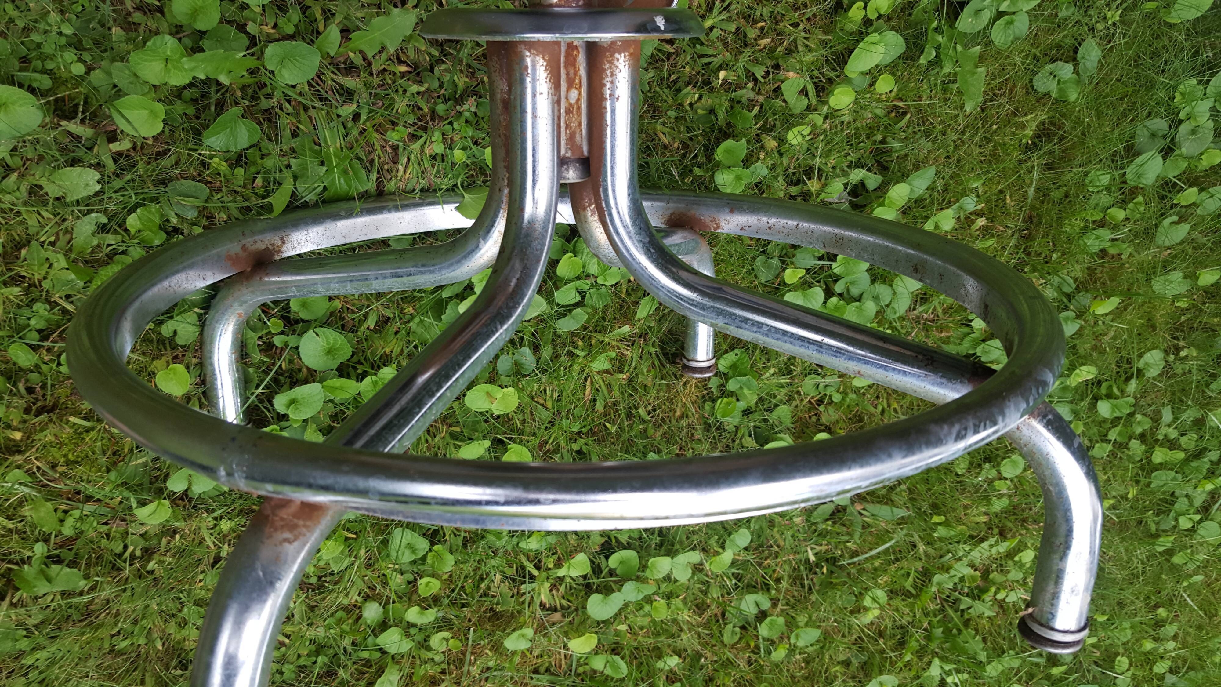 Fasem chair design Henri Liber, mustard color