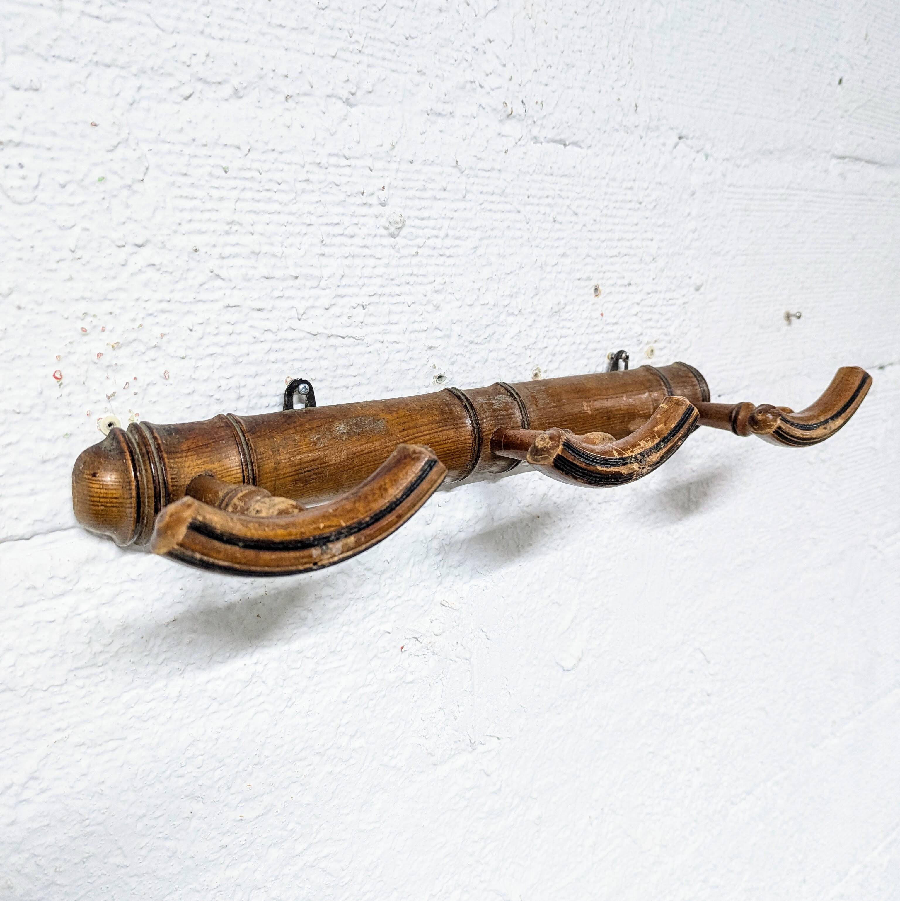 Art Deco Coat Rack in Turned Wood