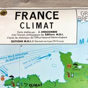 Vintage school map france climat mdi year 1968