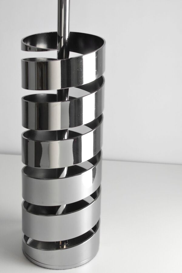 Jacques Charpentier, lampe en métal chromé