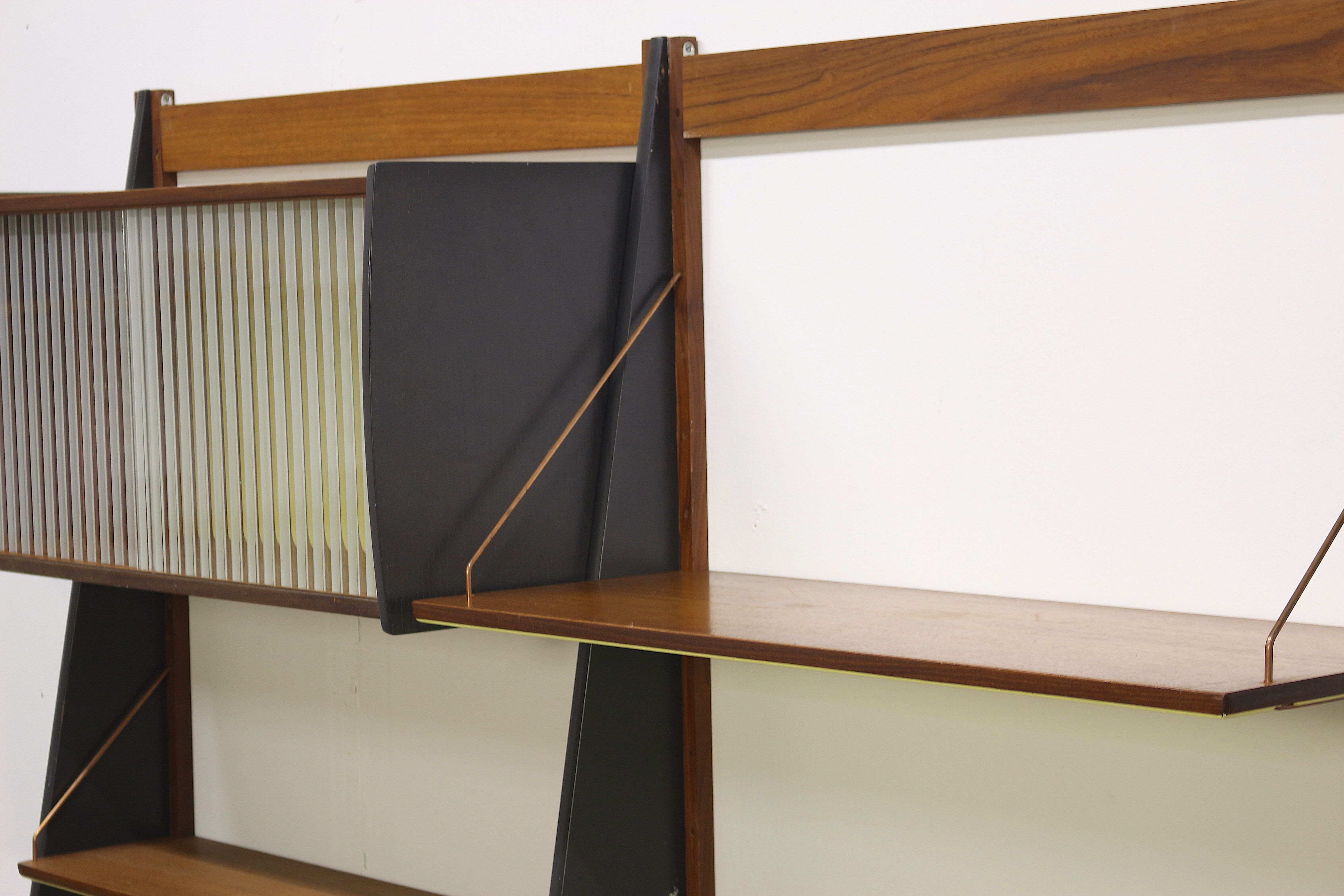 Norwegian free standing shelf, 1960's