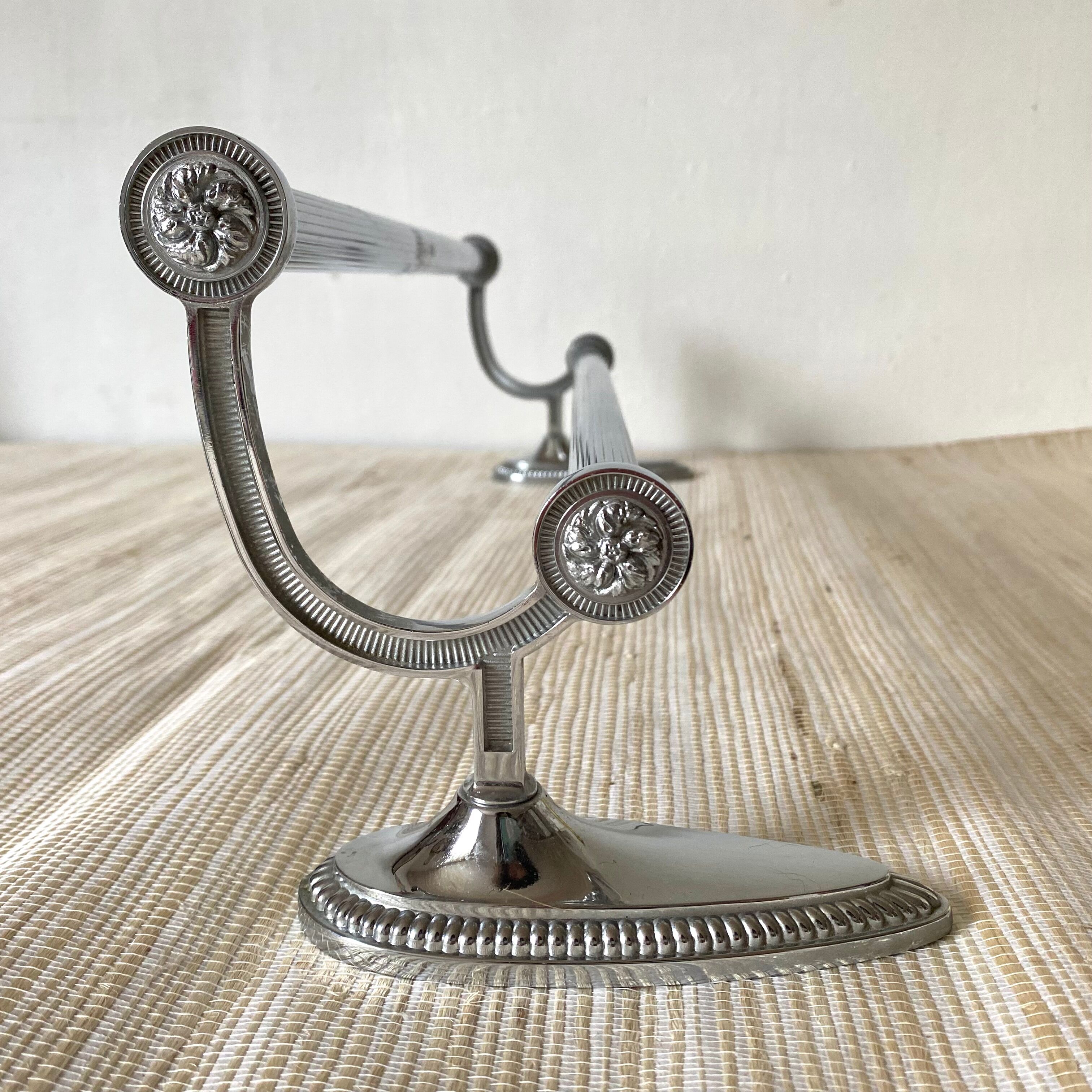 Retro bathroom towel rack
