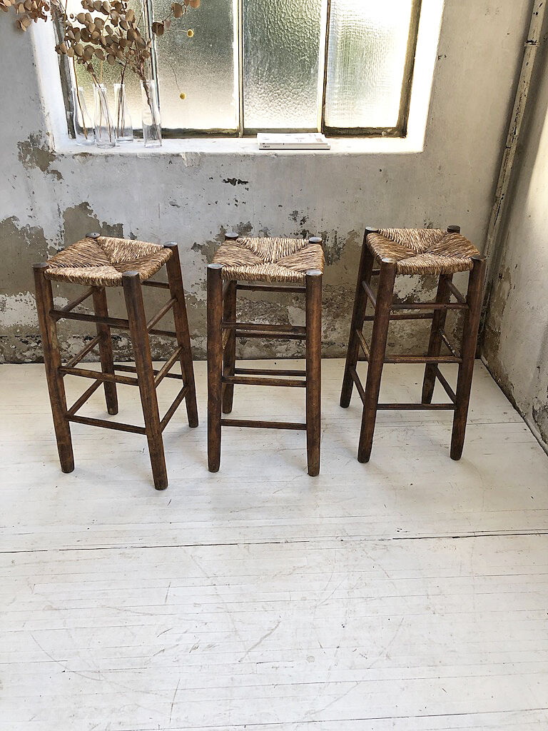 Set of 3 high straw stools