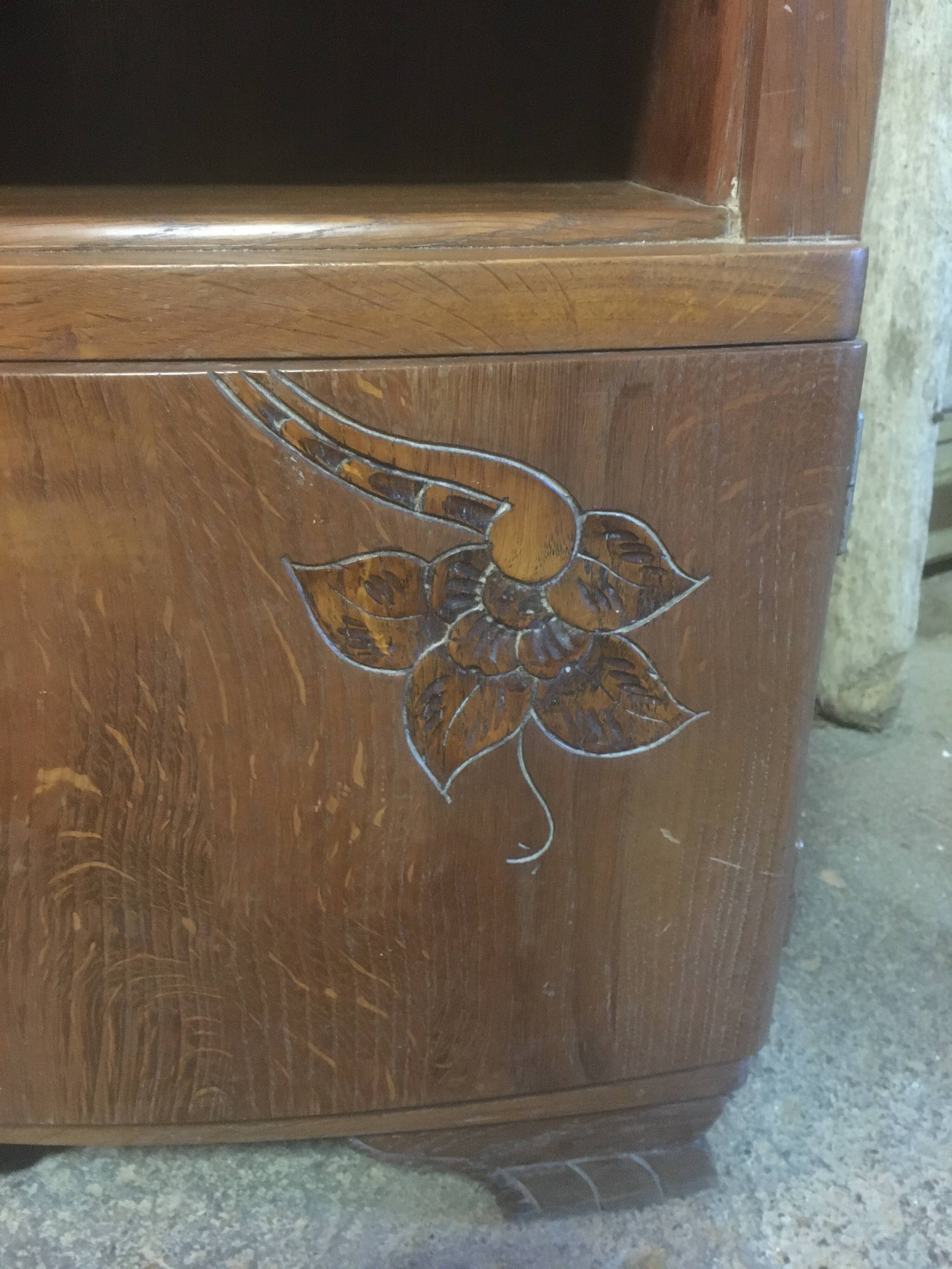 Oak bedside table from the 1930s/1940s.