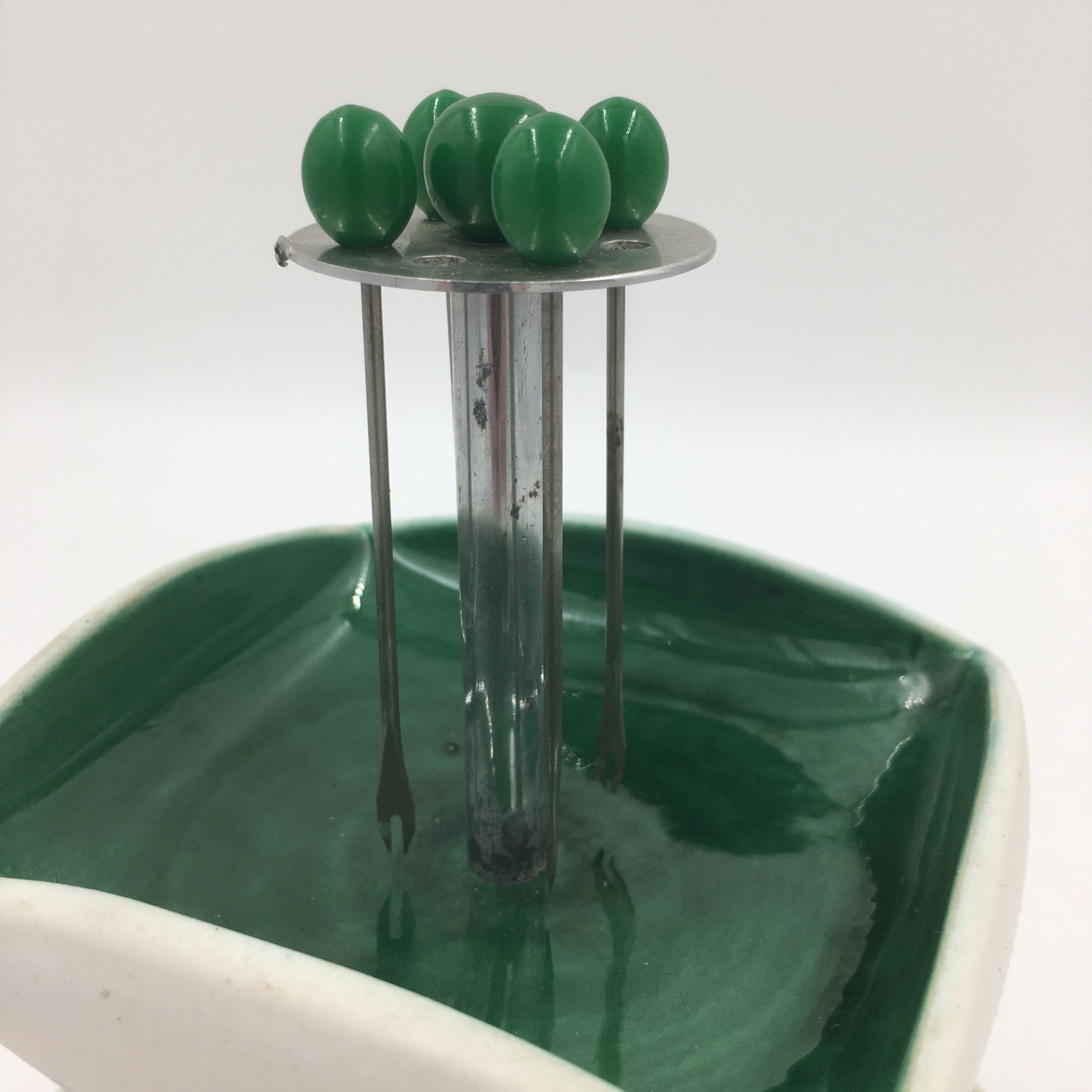 Servant, Gado aperitif dish