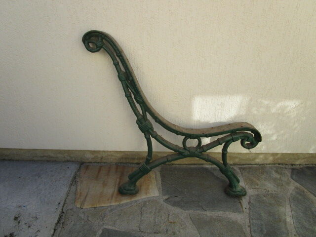 Old garden bench, cast iron foot early 20th