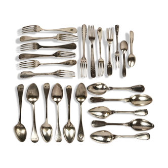 Set of silver metal cutlery