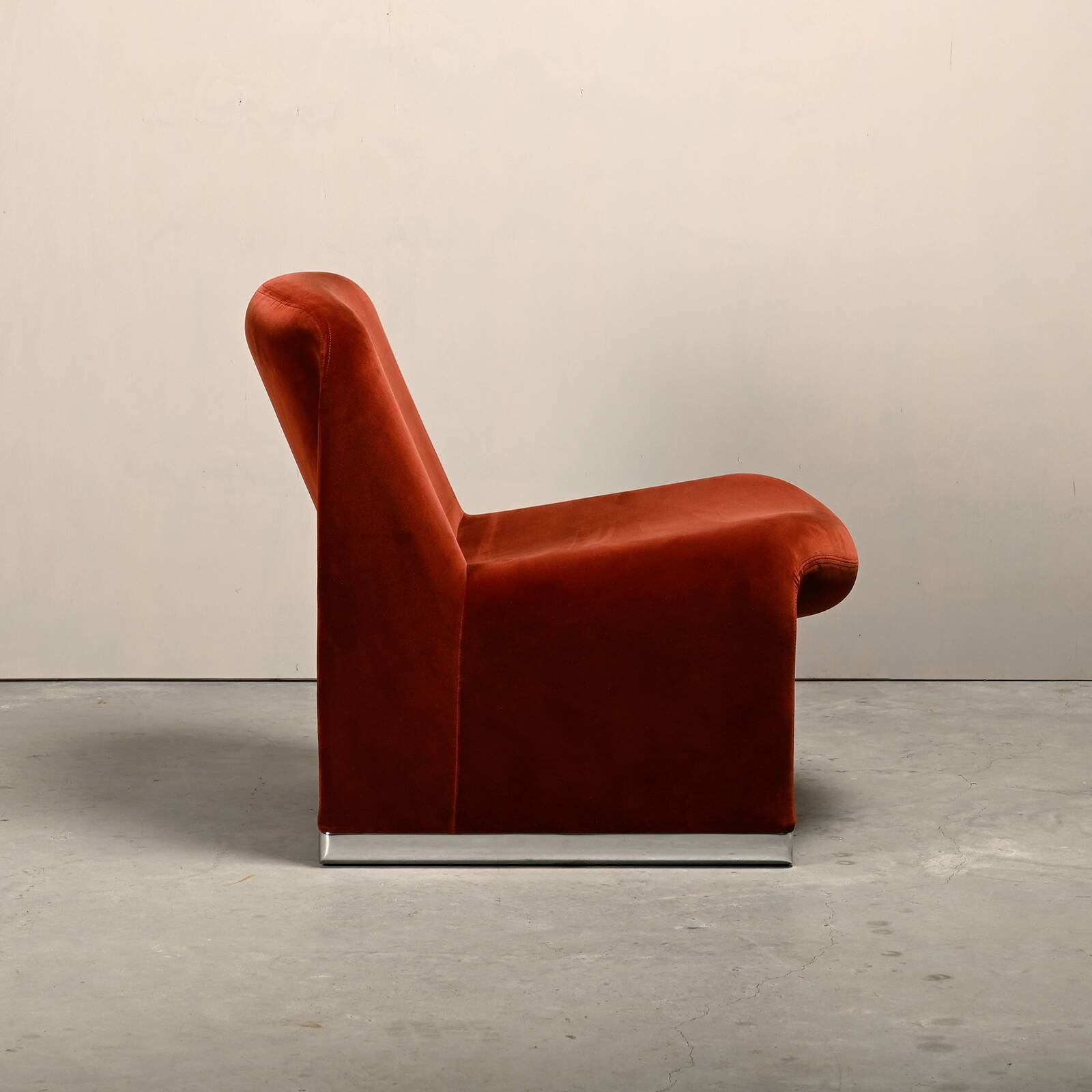 Giancarlo Piretti Alky Lounge Chair in Rust Velvet for Anonima Castelli,