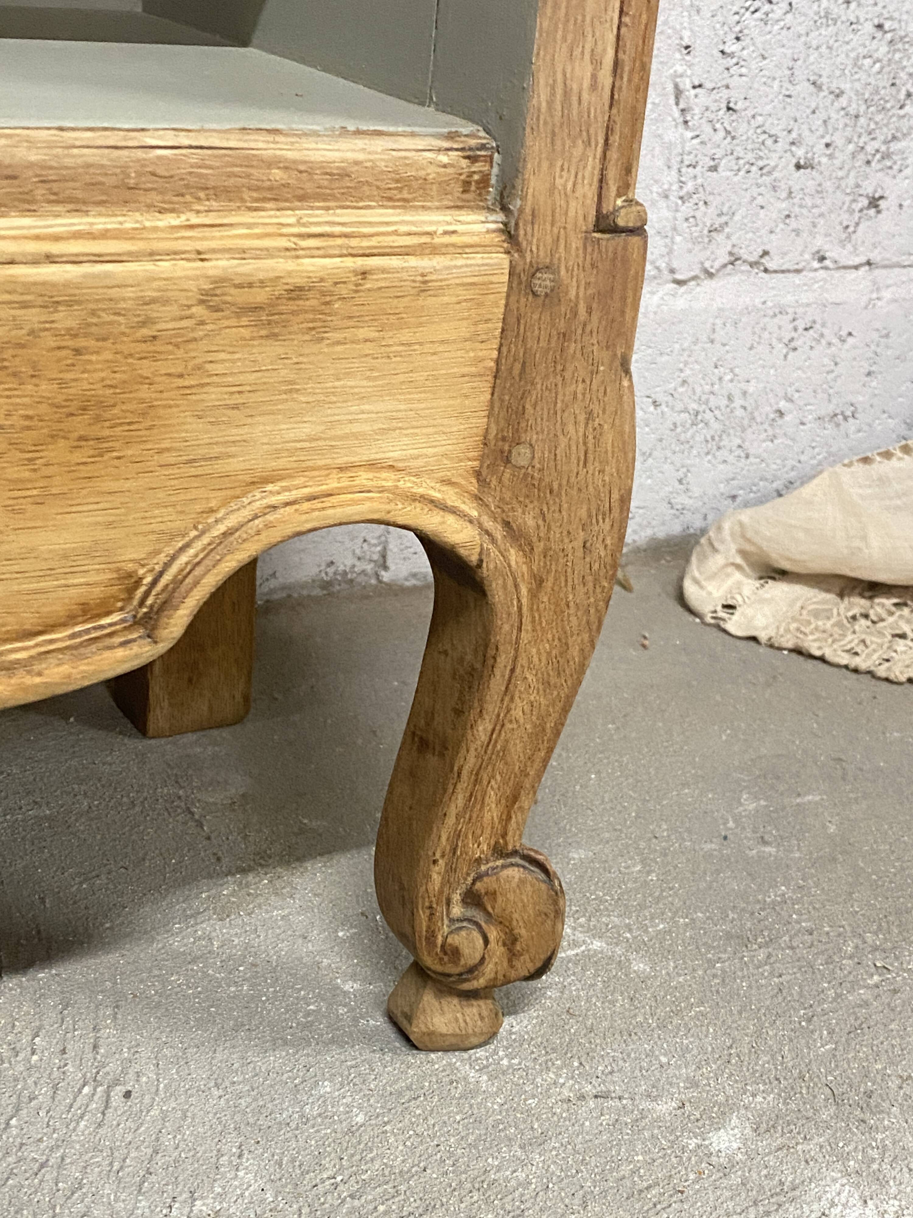 Antique bookcase/china cabinet