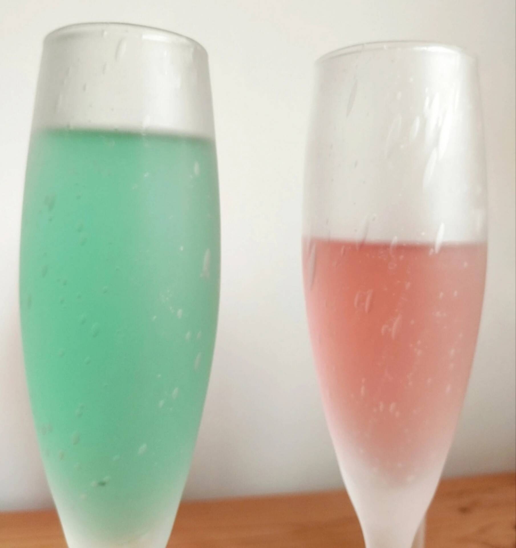 Lot of frosted bubble glass champagne flutes from Biot glassware.