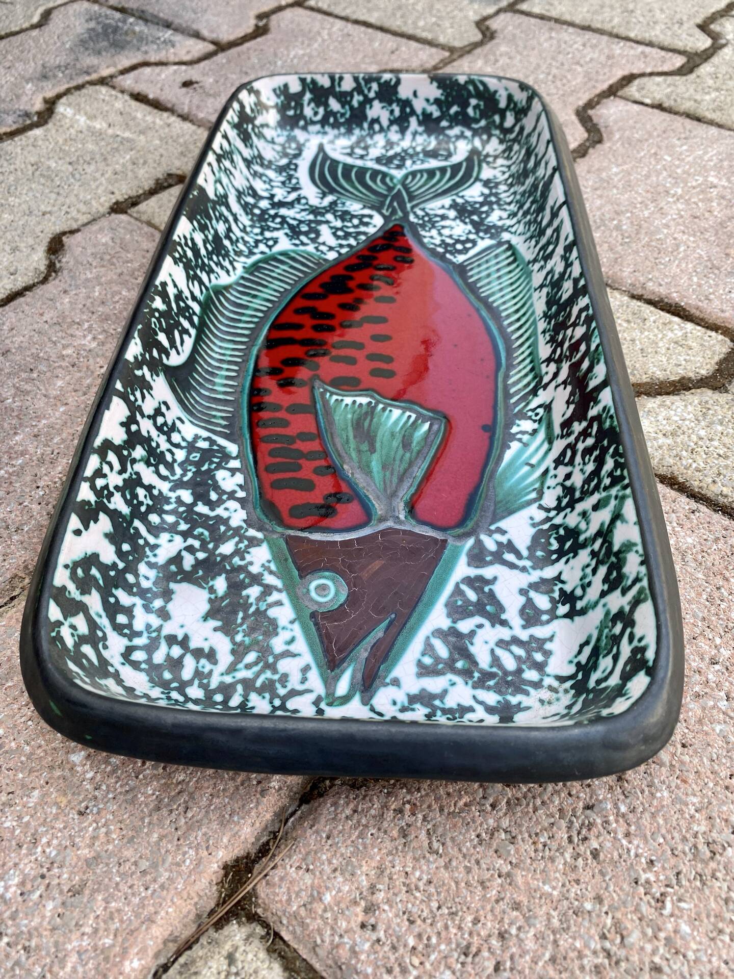 Ceramic plate