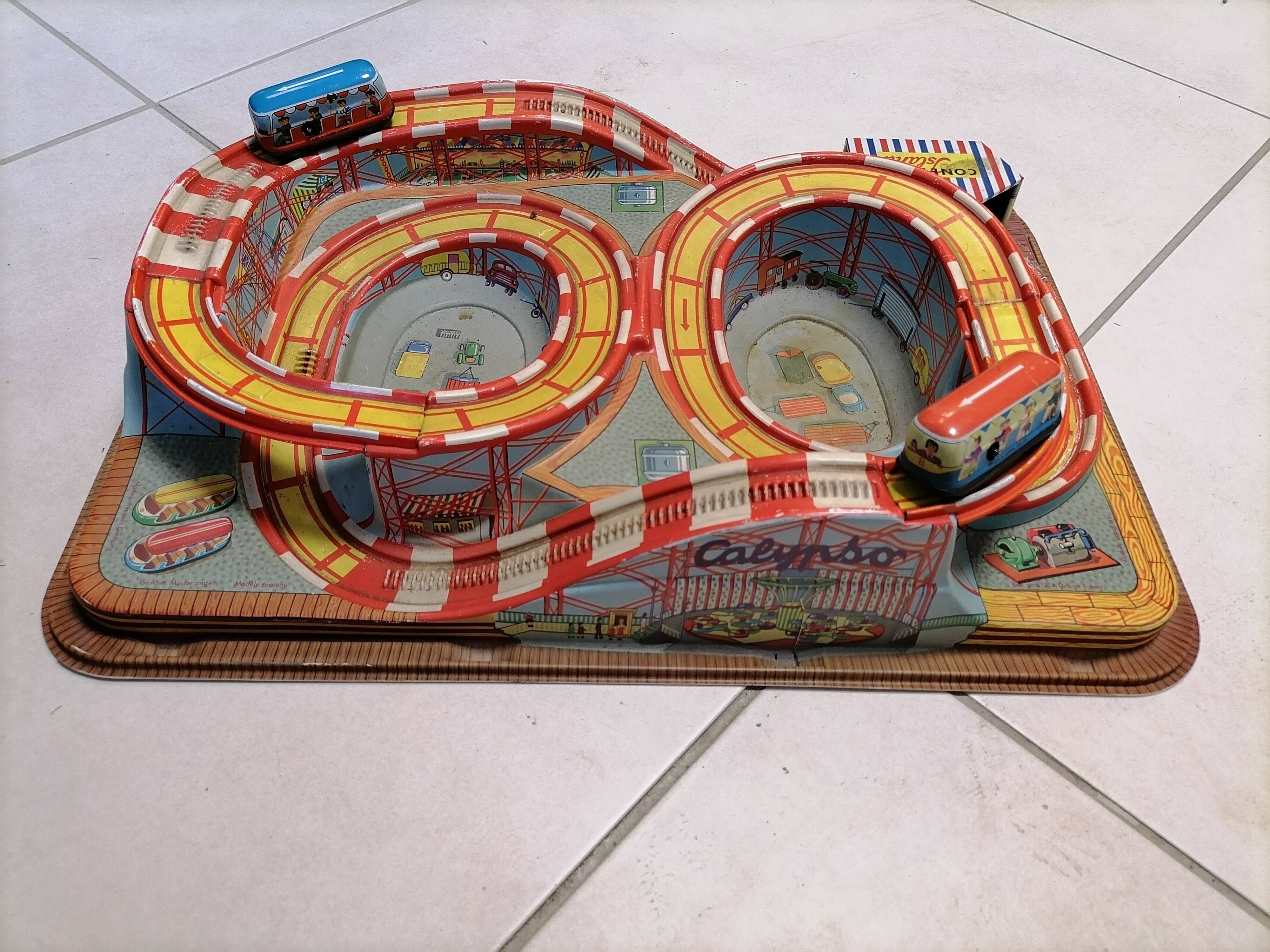 Vintage toy circuit