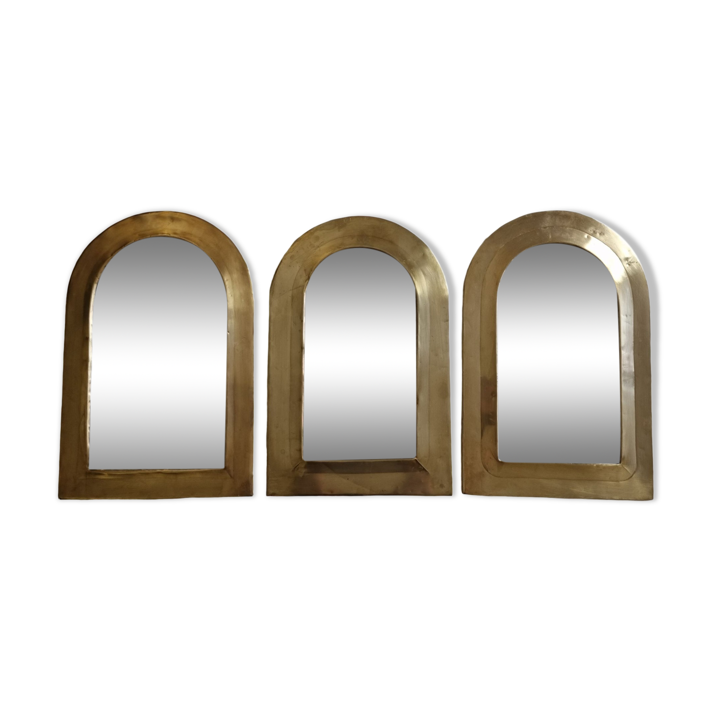 Set of three Moroccan brass mirrors in the form of arches, 43 cm