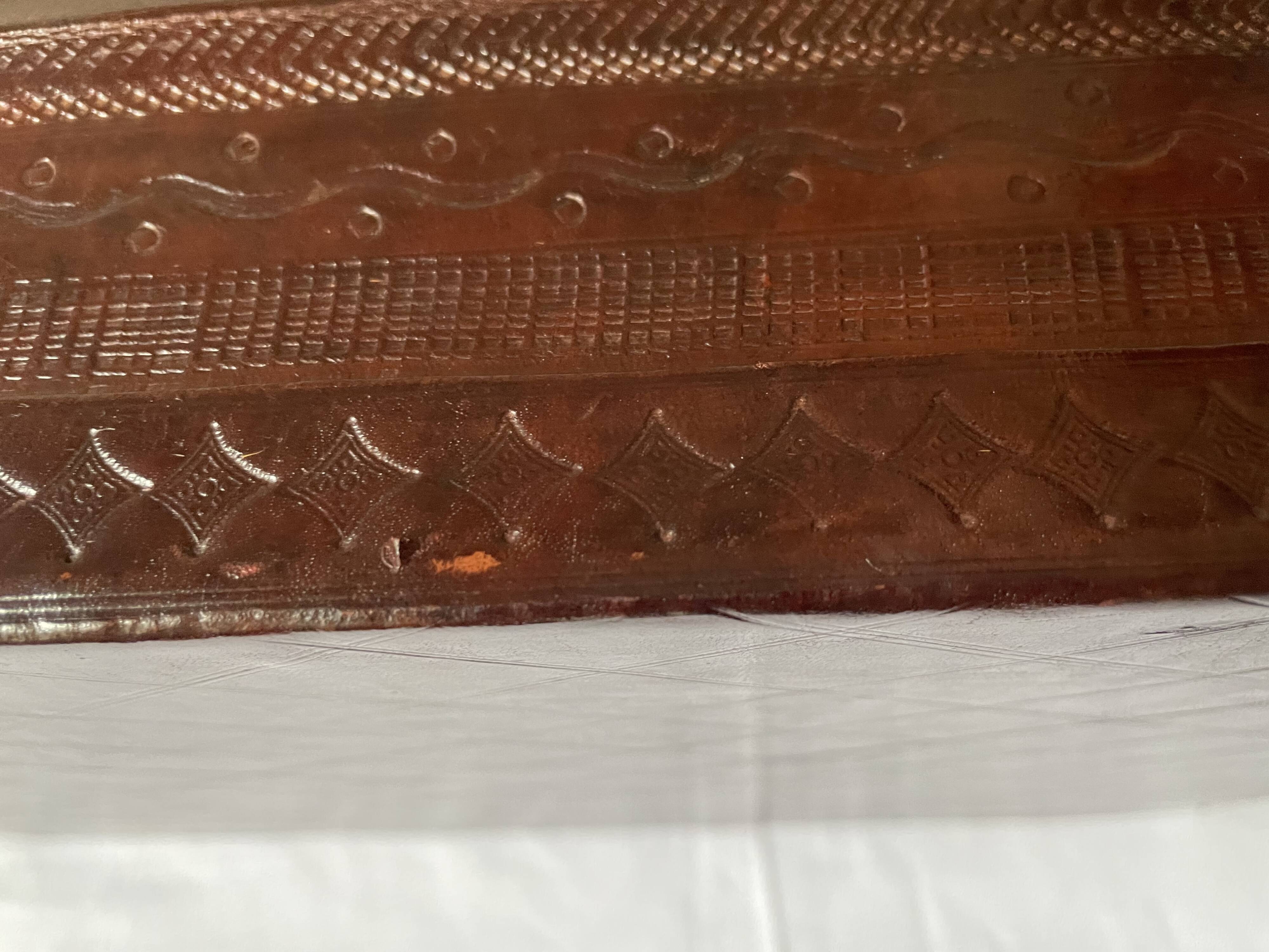 Coffret en cuir embossé Touareg