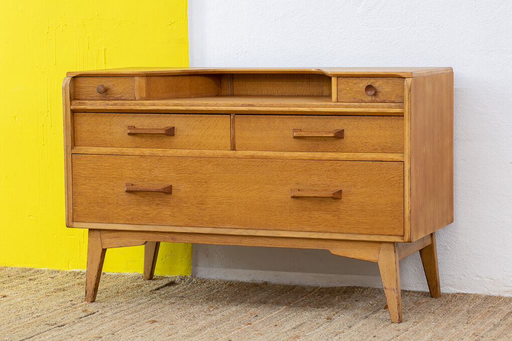 Scandinavian chest of drawers 106.5 cm