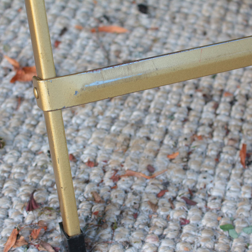 Set of 6 vintage folding chairs