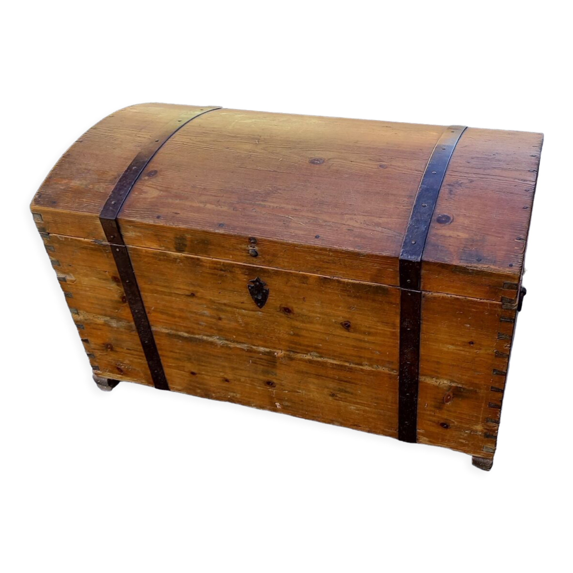 Old fir chest