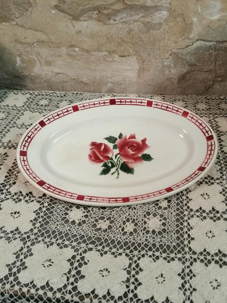 Oval dish