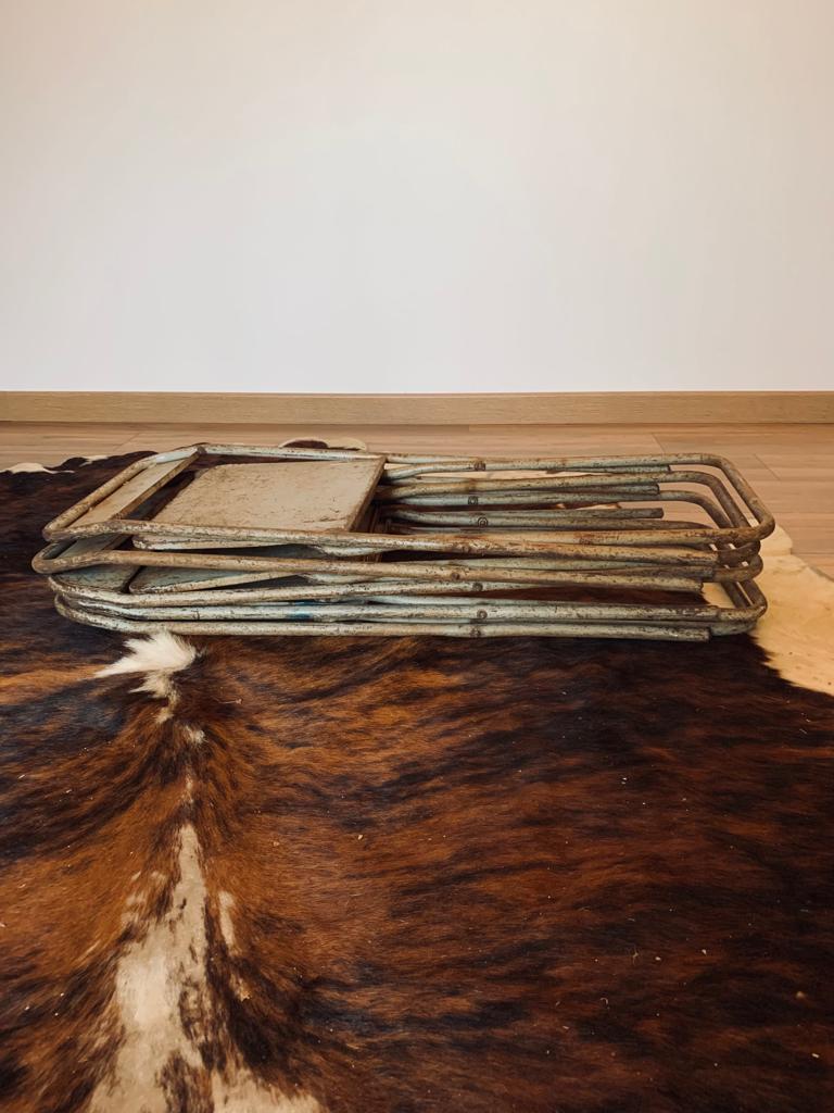 Ensemble de 5 chaises métalliques pliantes