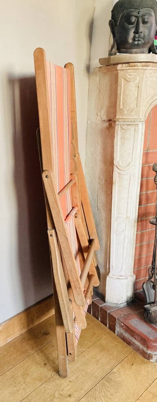 Folding chair known as a sun lounger from the early 20th century