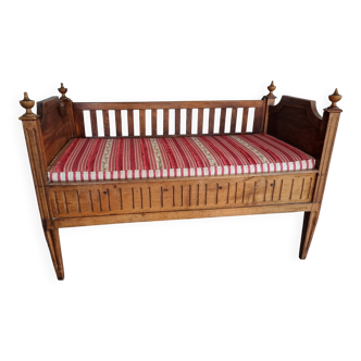 Rare Louis XVI children's bed from the period.