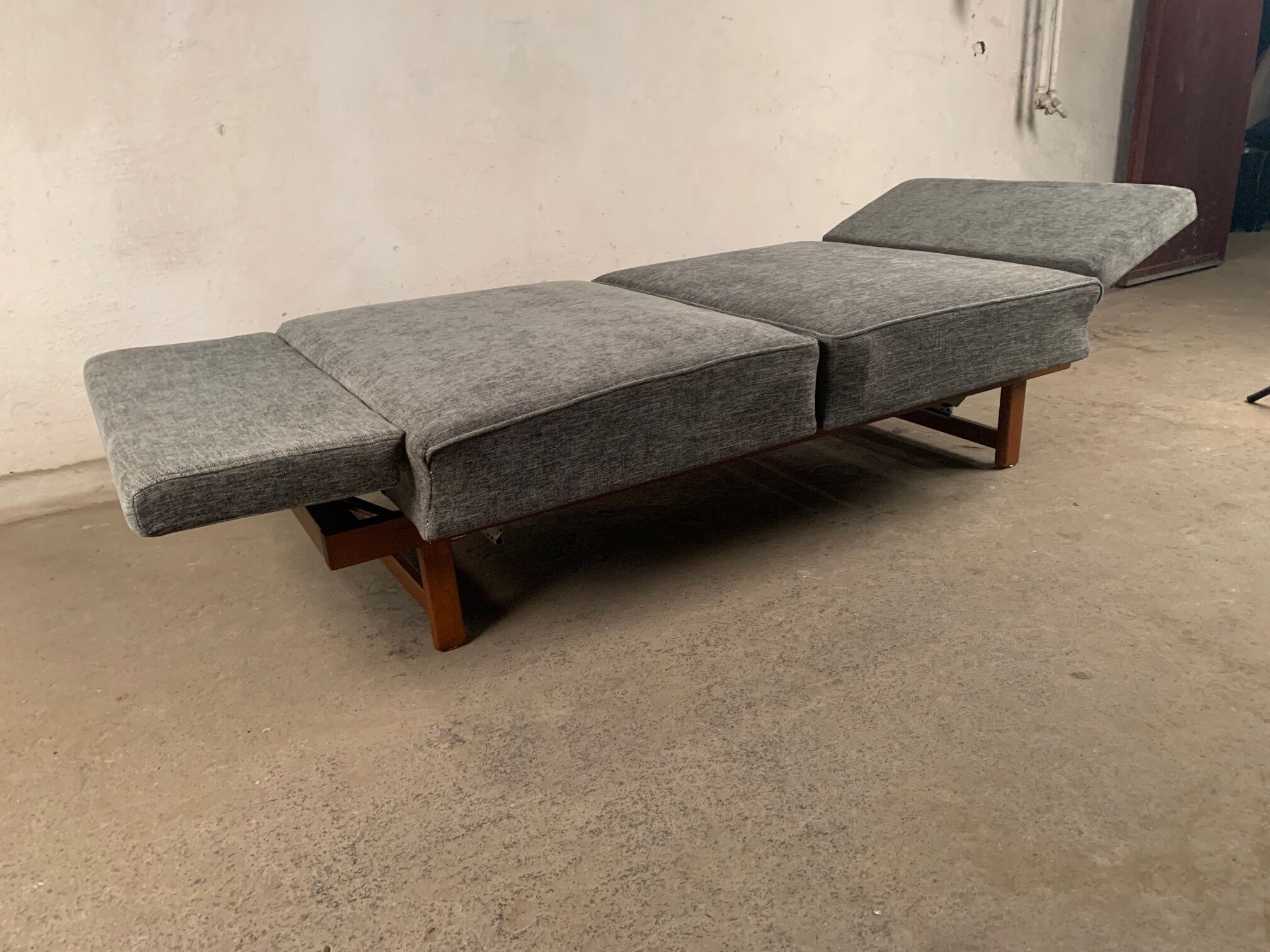 Stella sofa by Walter Knoll, Knoll, 1950s