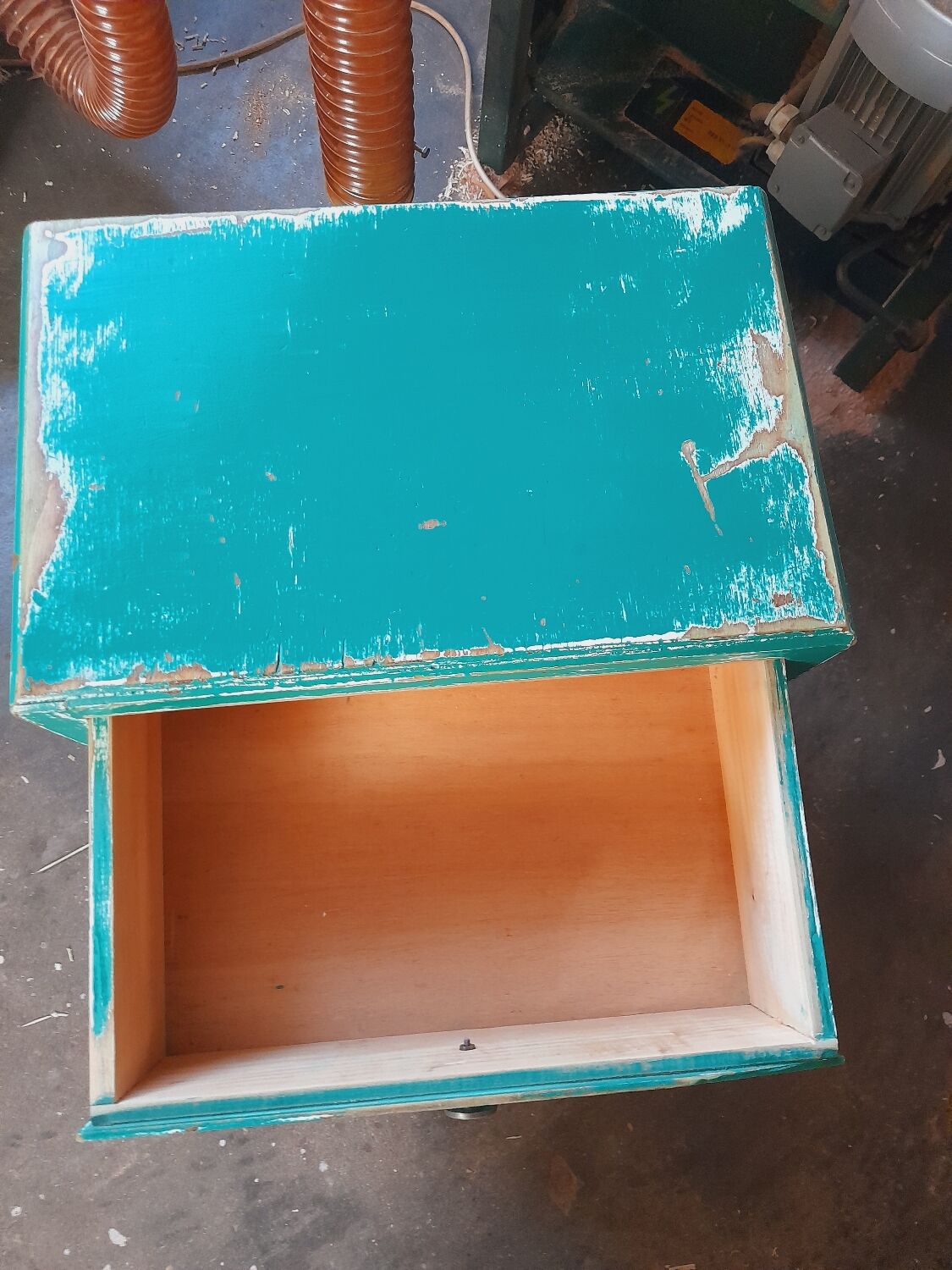 Mini “wabi-sabi” chiffonier