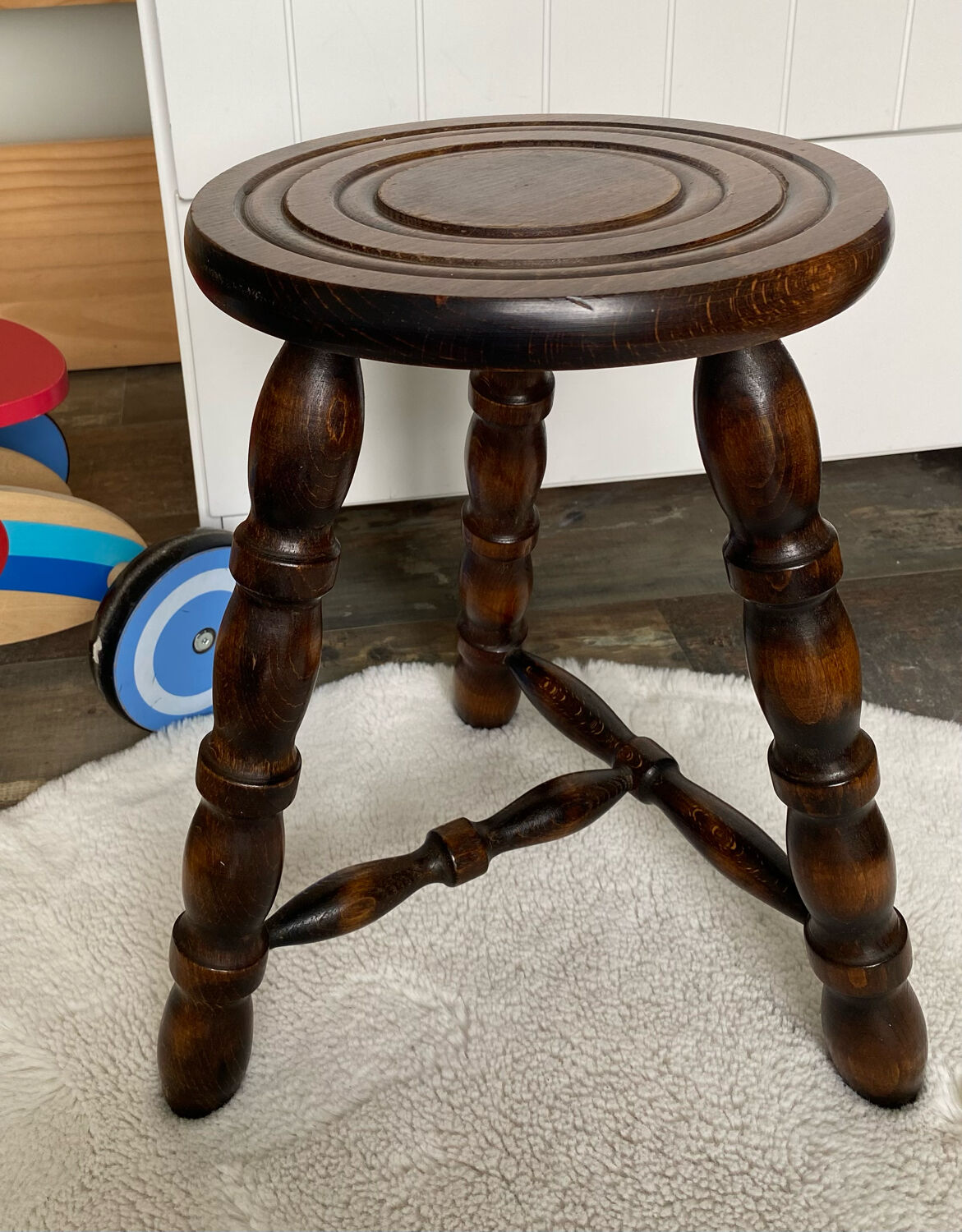 Tripod stool