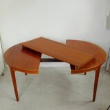Danish round dining table by Sören Willadsen in teak, 60s