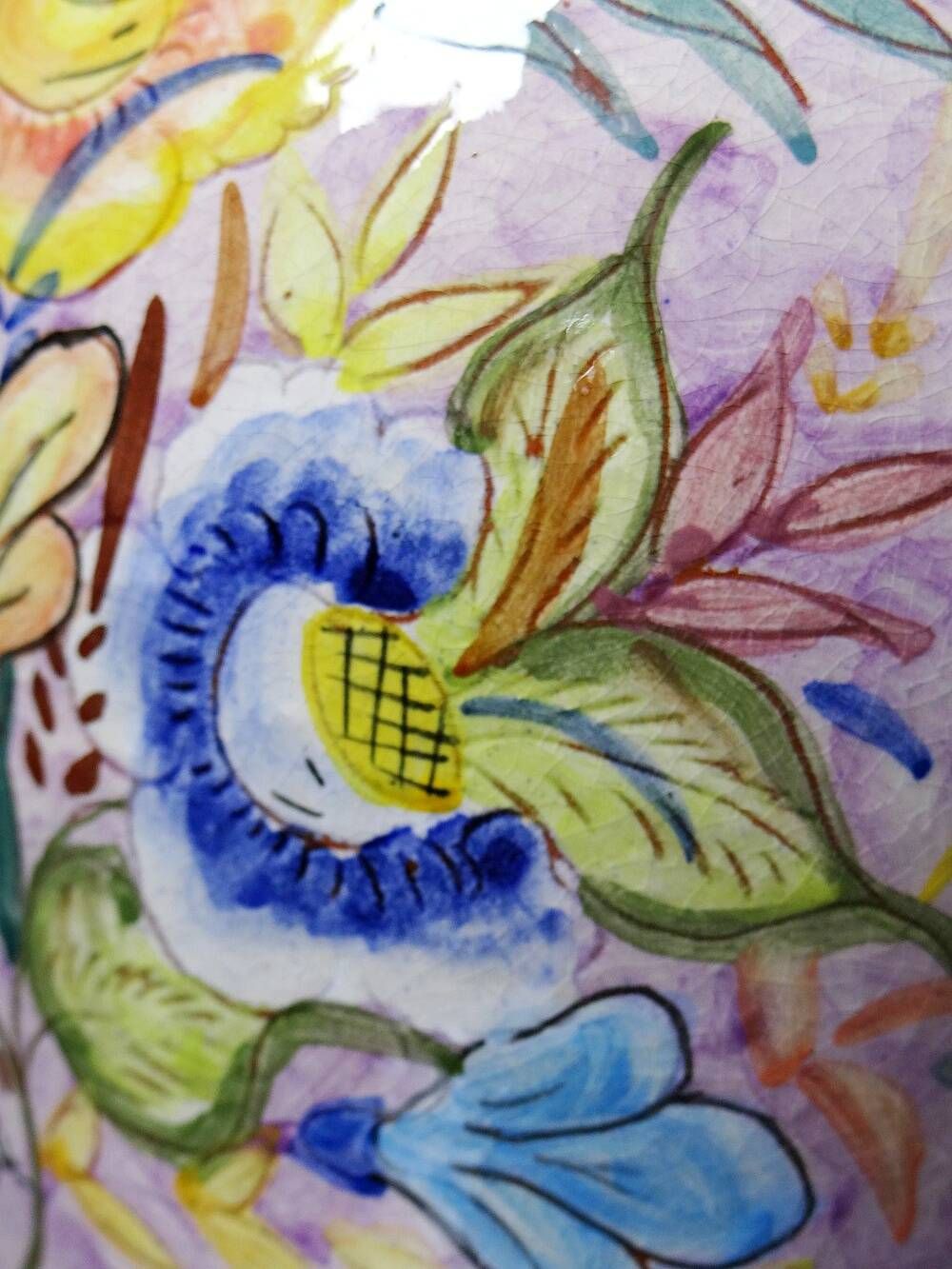 Vintage Portuguese vase in glazed terracotta with hand-painted floral decoration.