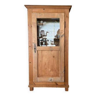 Pine bonnet maker